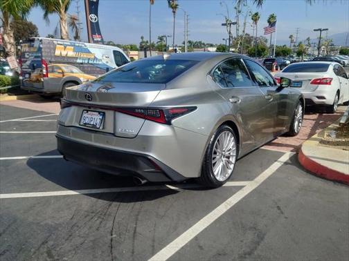 2022 Lexus IS 300 Base