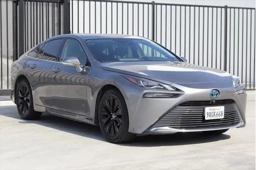 2022 Toyota Mirai Base
