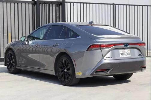 2022 Toyota Mirai Base