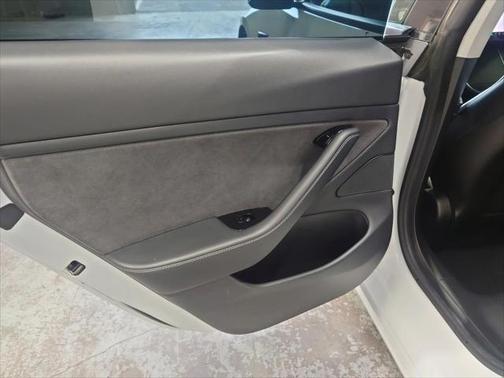 2020 Tesla Model 3 Performance