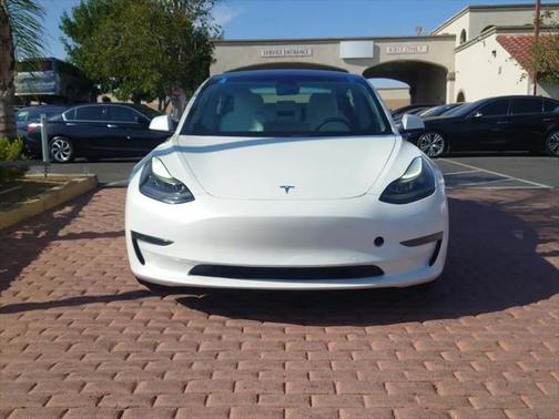 2022 Tesla Model 3 Standard Range