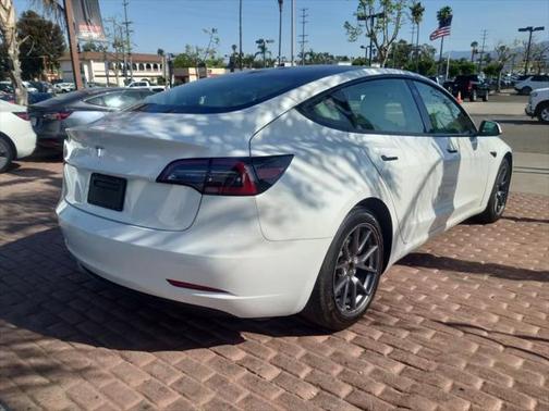 2022 Tesla Model 3 Standard Range
