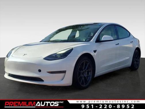 2022 Tesla Model 3 Standard Range
