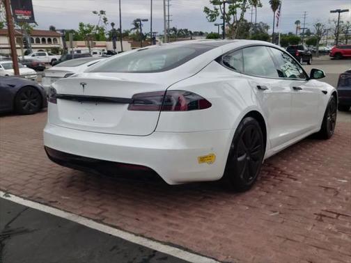 2022 Tesla Model S Base
