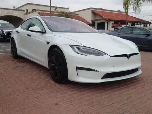 2022 Tesla Model S Base