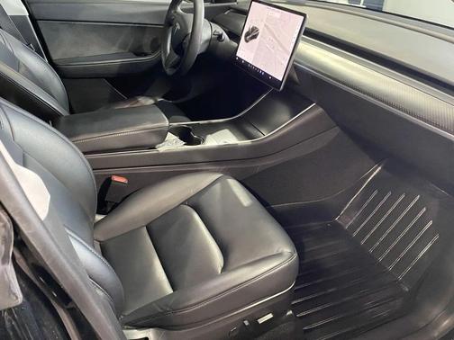 2020 Tesla Model Y Long Range Dual Motor All-Wheel Drive