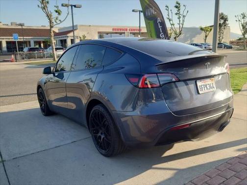2021 Tesla Model Y Standard Range