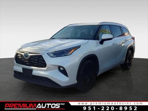 2022 Toyota Highlander Hybrid XLE