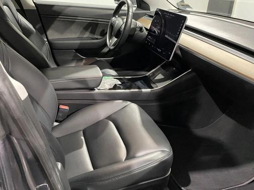 2018 Tesla Model 3 Mid Range