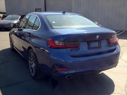 2022 BMW 330e Base