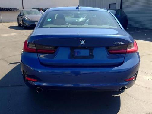 2022 BMW 330e Base