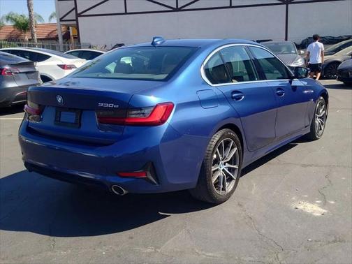 2022 BMW 330e Base