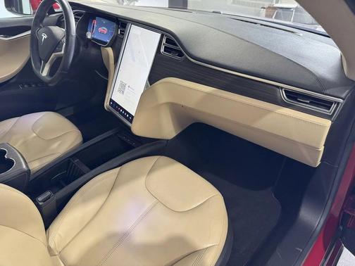 2014 Tesla Model S 85