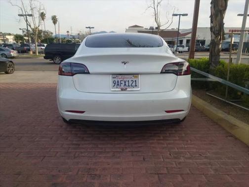 2022 Tesla Model 3 Standard Range