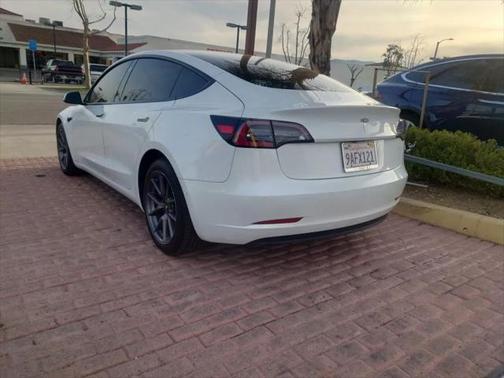 2022 Tesla Model 3 Standard Range