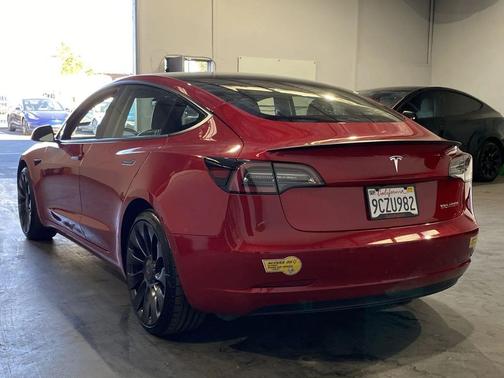 2022 Tesla Model 3 Performance