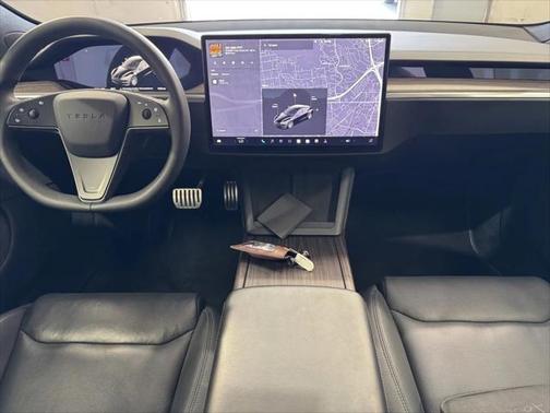 2022 Tesla Model S Base