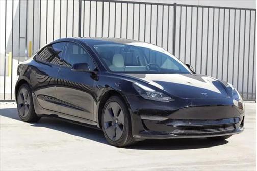 2022 Tesla Model 3 Standard Range