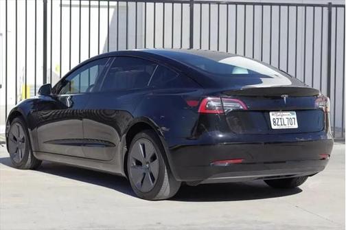 2022 Tesla Model 3 Standard Range