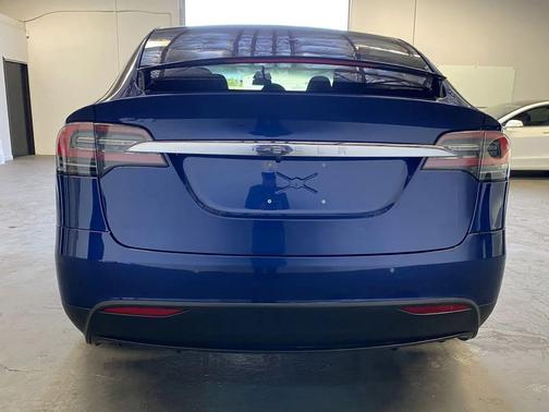 2018 Tesla Model X 75D