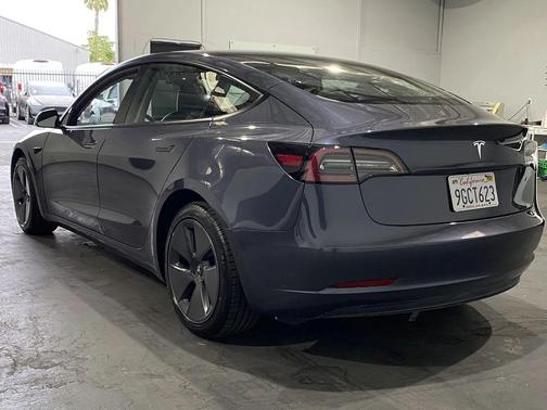 2023 Tesla Model 3 Standard Range