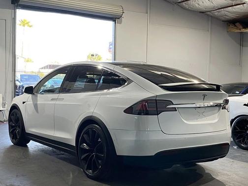 2018 Tesla Model X 75D