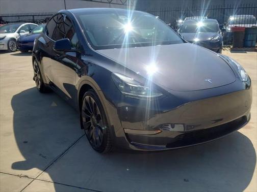 2024 Tesla Model Y Performance