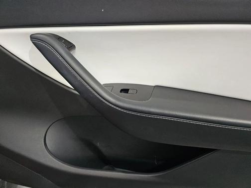 Red Multi-Coat 2020 Tesla Model Y Long Range Dual Motor All-Wheel Drive