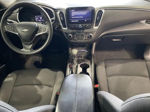 2021 Chevrolet Malibu FWD LT