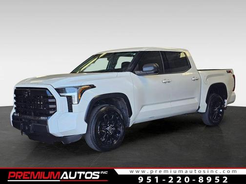 white 2023 Toyota Tundra SR5