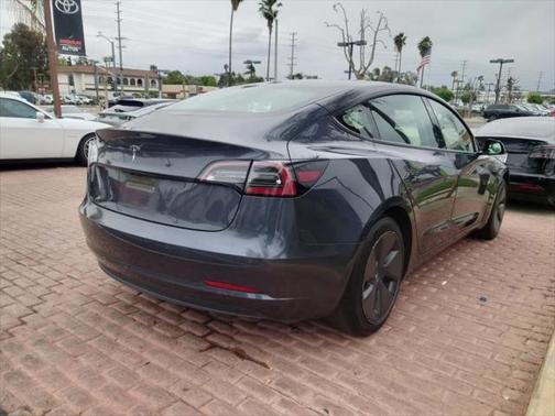 2022 Tesla Model 3 Standard Range
