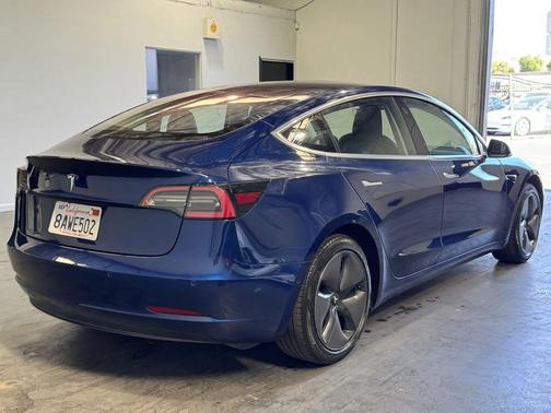 2017 Tesla Model 3 Long Range