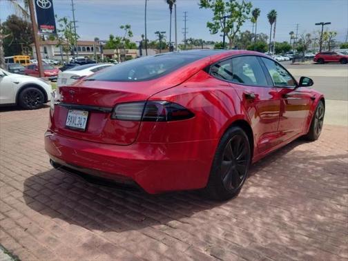 2022 Tesla Model S Base