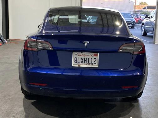 2019 Tesla Model 3 Standard Range