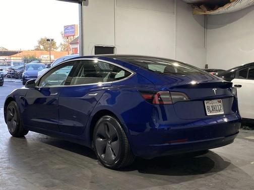 2019 Tesla Model 3 Standard Range