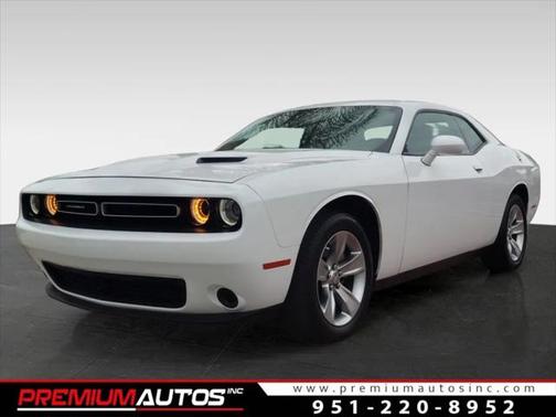 2022 Dodge Challenger SXT