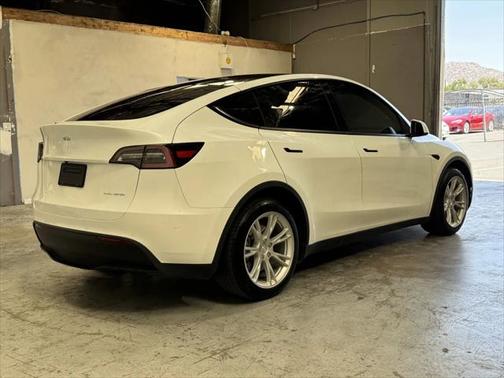 2020 Tesla Model Y Long Range