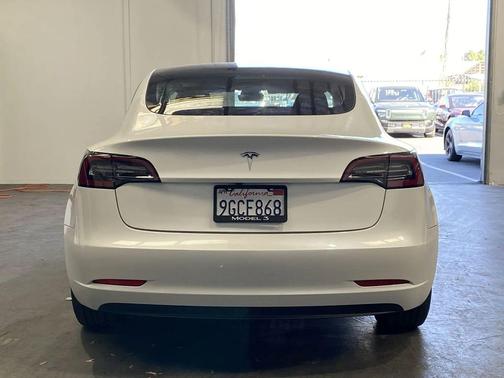 2023 Tesla Model 3 Standard Range