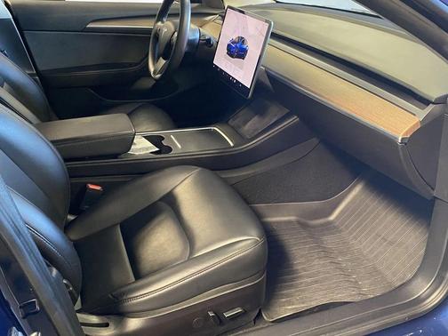 2022 Tesla Model 3 Standard Range