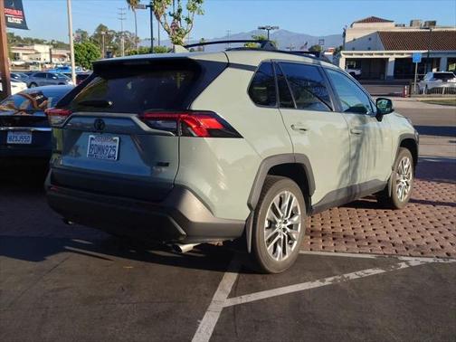 2022 Toyota RAV4 XLE Premium