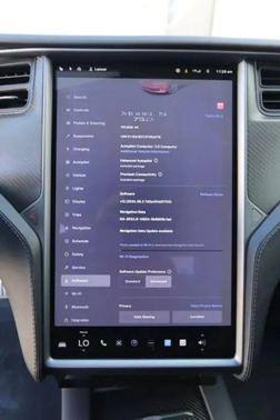2018 Tesla Model S 75D