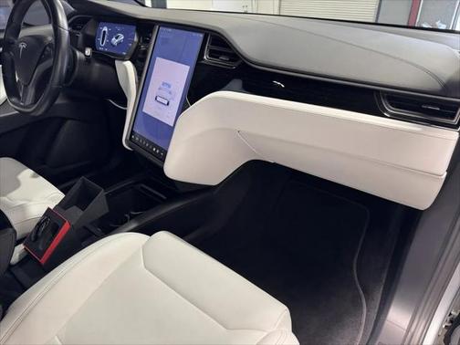 2018 Tesla Model X 75D