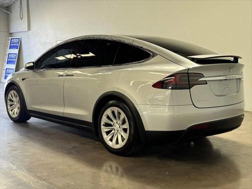 2018 Tesla Model X 75D