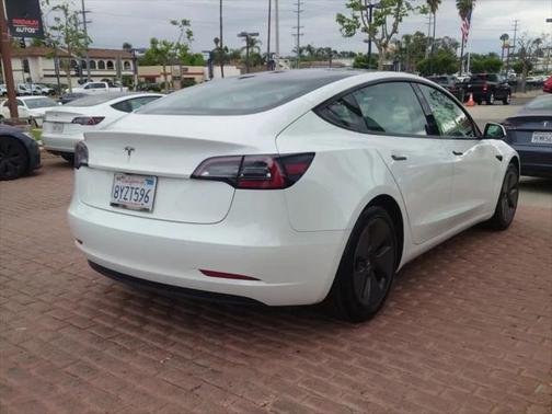 2021 Tesla Model 3 Standard Range Plus