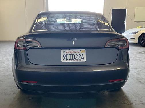2023 Tesla Model 3 Standard Range