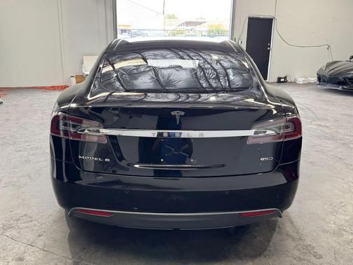 2015 Tesla Model S 85D