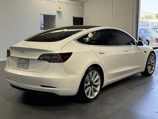 2020 Tesla Model 3 Standard Range