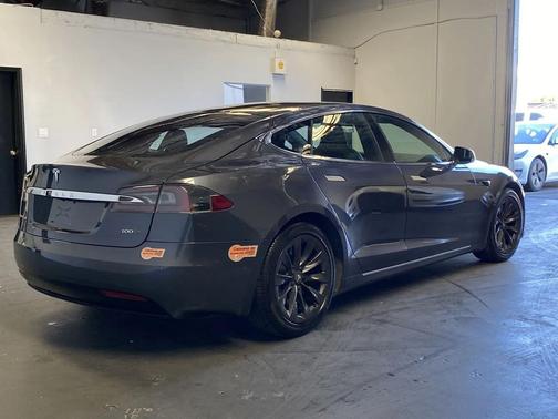 2019 Tesla Model S 