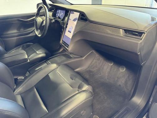 2018 Tesla Model X 75D