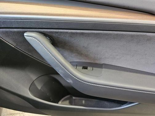 blue 2023 Tesla Model 3 Standard Range
